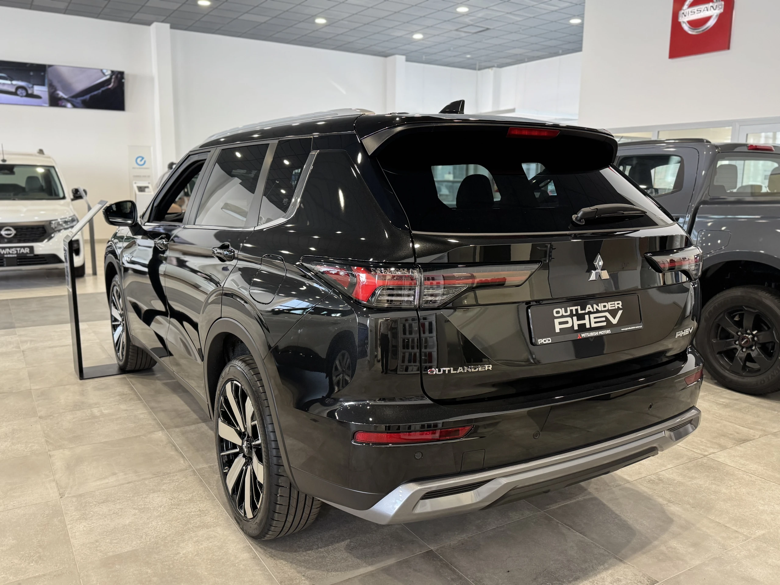 Outlander PHEV - Zdjęcie 4